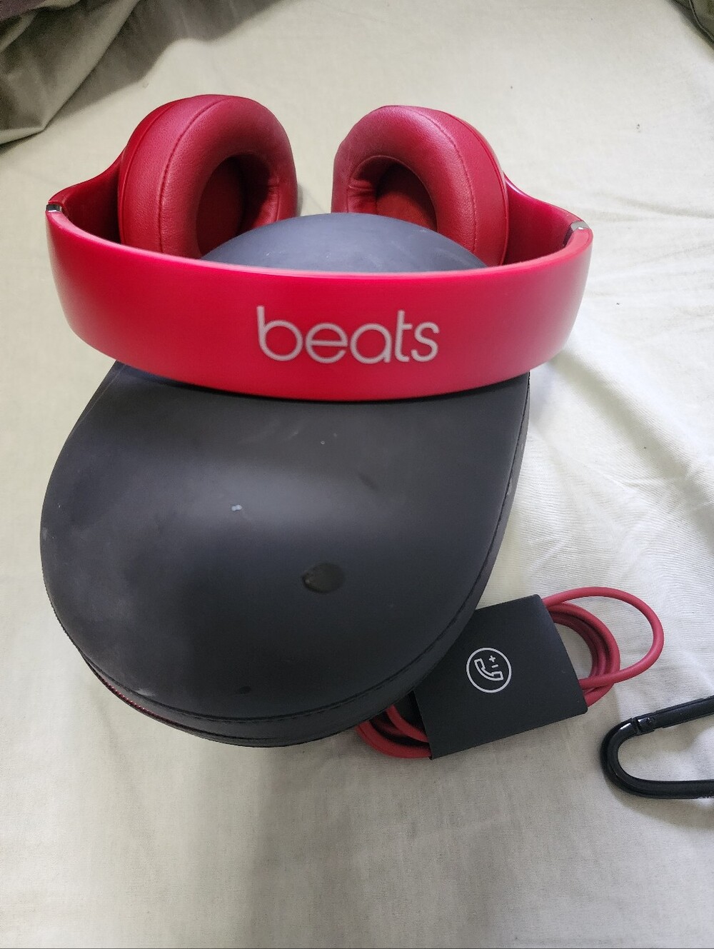 Beats Studio3 Over-Ear Headphones in Red